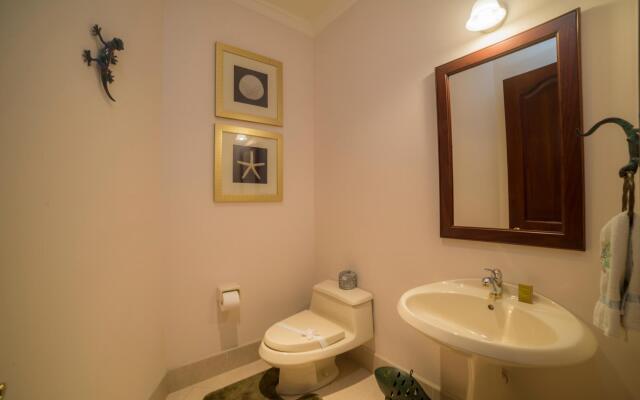 Bella Vista 2D - 3 bdr - 3 1/2 bath