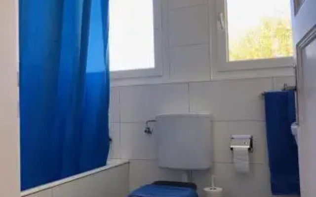 La Maison Des Copains