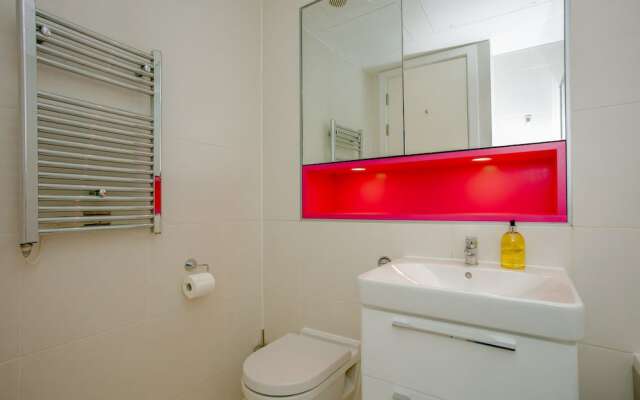 2 Bedroom Canal-side Flat