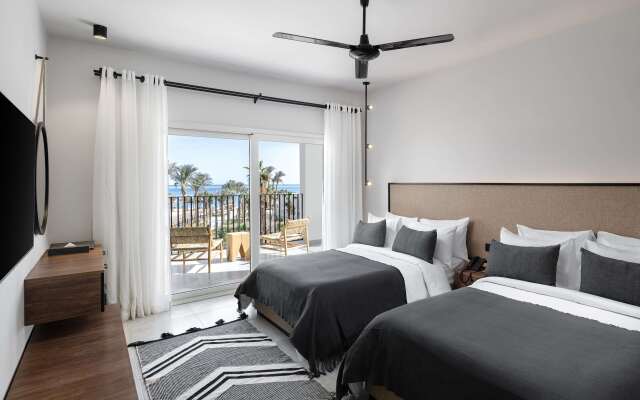 Serry Beach Resort
