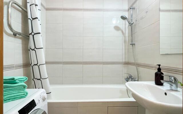 Welcome Home (Velkom Home) on Boris Pasternak street 33k1