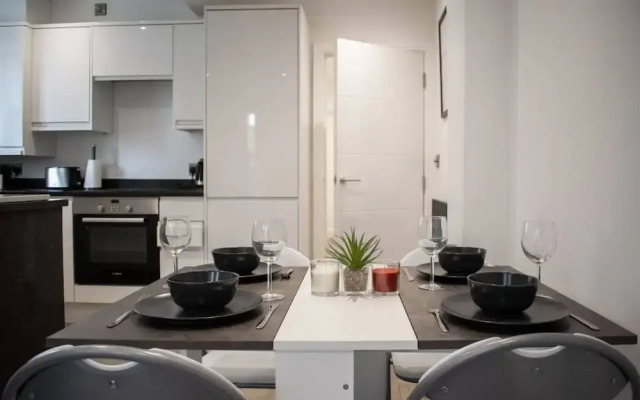 Modern 2 Bedroom Flat in Kennington