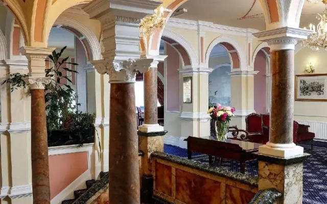 Royal Victoria Hotel