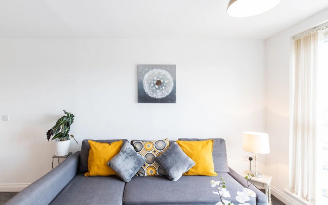 2 Bedroom Apartment Edinburgh Gate Harlow