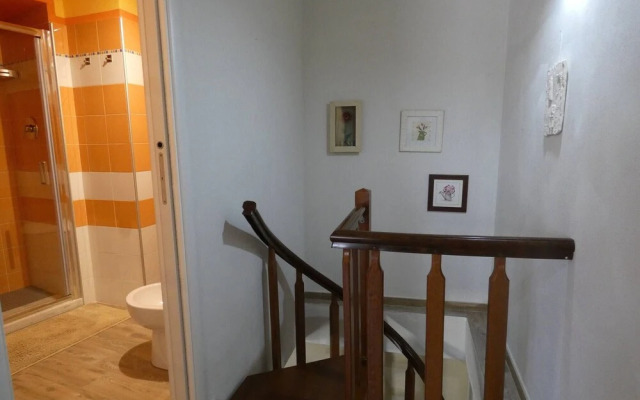 SCAPPO IN UMBRIA, Il Vicoletto