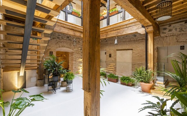 Dobo | Hostal Azacanes