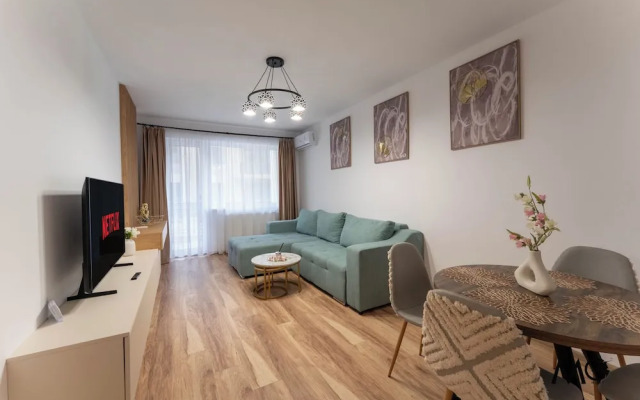 MoHost Sabina - Luxury with Balcony