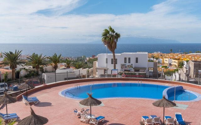 C104B Brand New Apartment, Elegant, Pool