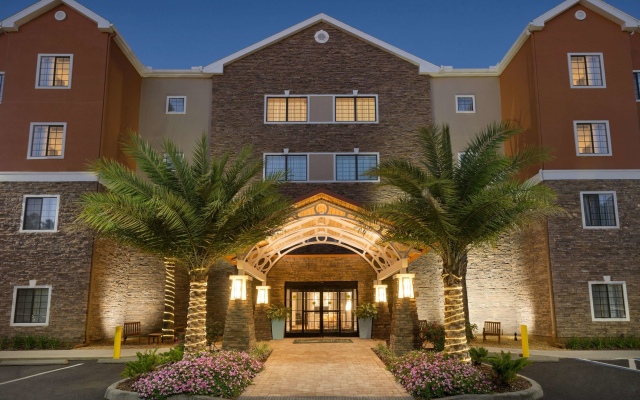 Homewood Suites by Hilton Jacksonville Deerwood Park