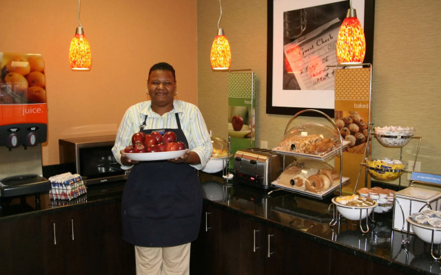 Hampton Inn Youngstown-North