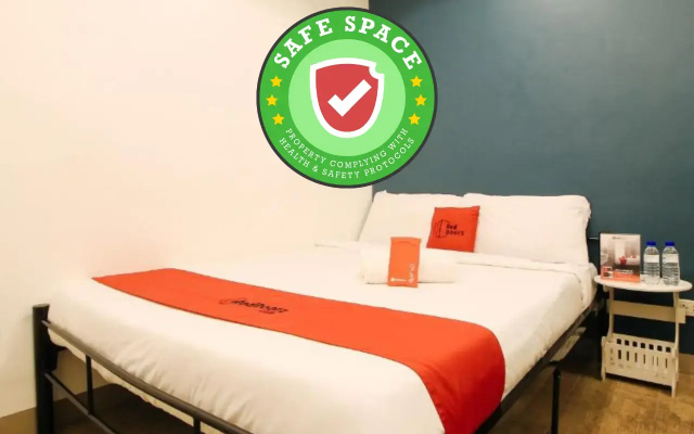 RedDoorz Plus @ San Marcelino Malate