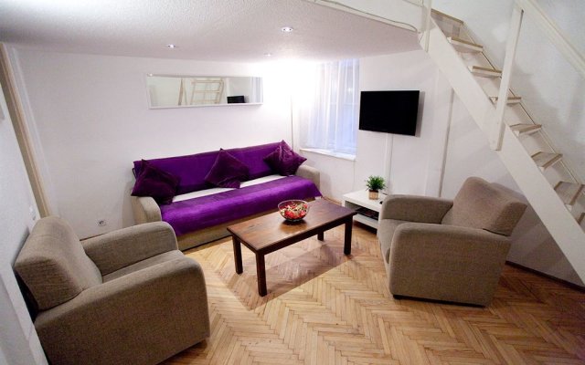 Budapest Easy Flats - Opera Apartments