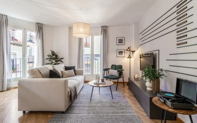 Bowie - 1 Bedroom Pool in Chueca