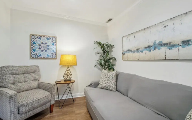 Downtown Wilmington Studio in Historic District!