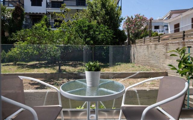 Olenia Luxury Apartments 3