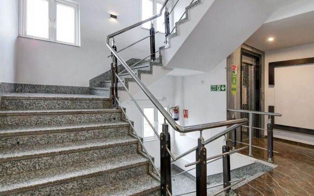 FabHotel Prime Eco Park