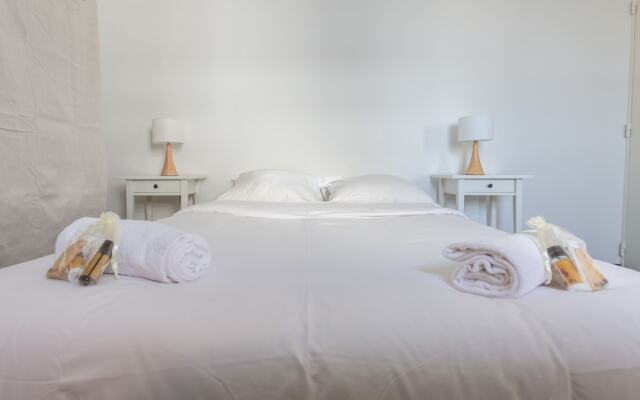 T2 terrasse parking conciergerie