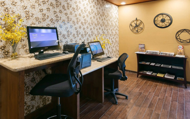 Best Western Plus Rama Inn