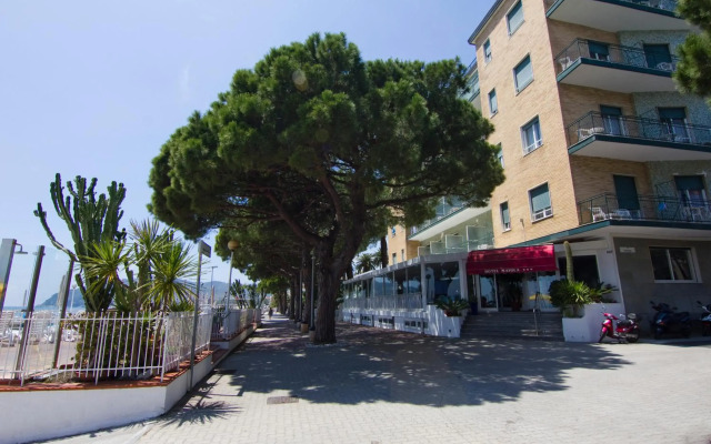 Mayola Hotel
