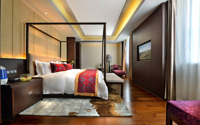 Crowne Plaza Yading