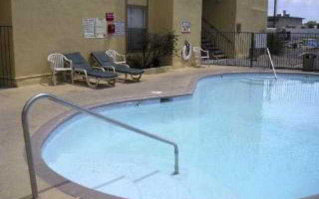 Pan American Inn & Suites