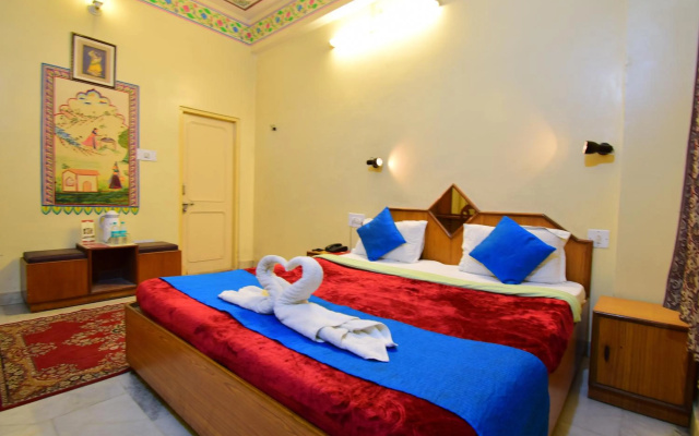 Hotel Bani Park Palace – Guest Rooms – Jaipur