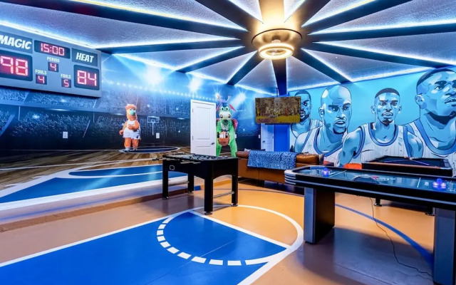 Upstay - Magic Mansion w Pool-spa-cinema-games