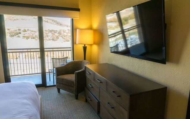 Come Golf or Ski in/out at this best location by RedAwning - Save 20% on 7+ Nights!