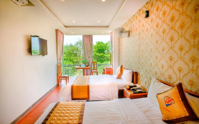 Y Linh Hotel