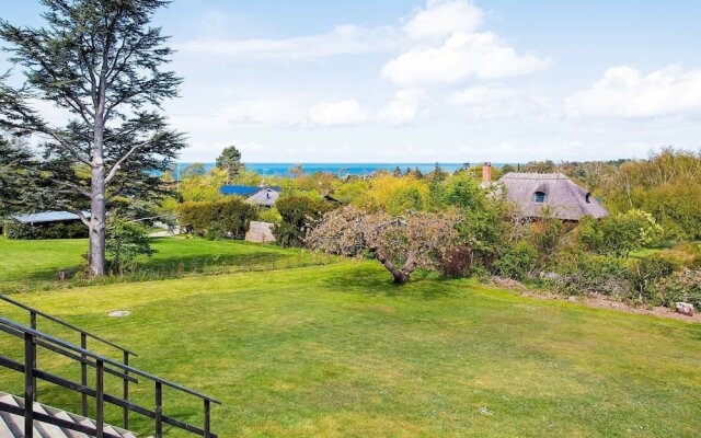 Scenic Holiday Home in Hovedstaden near Sea