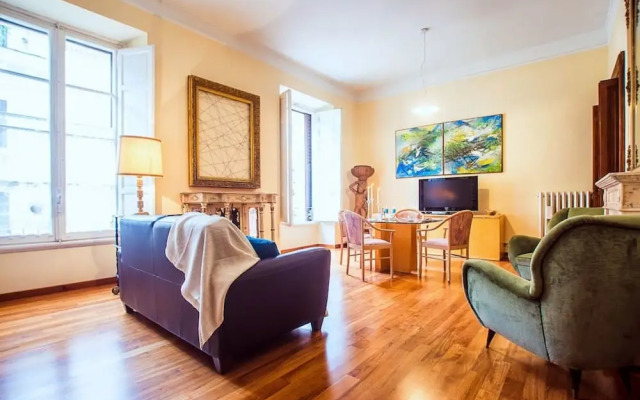 Elegant and Central Flat in a Great Area