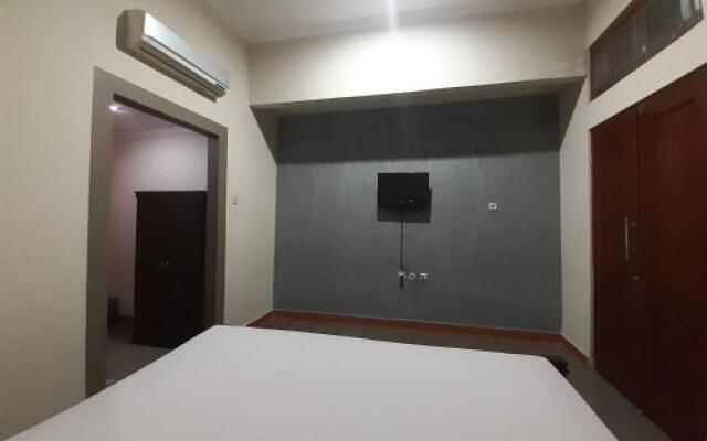 Prabhu Suites
