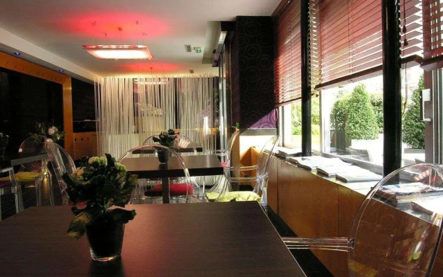 Hôtel Nude Paris - Color Vision