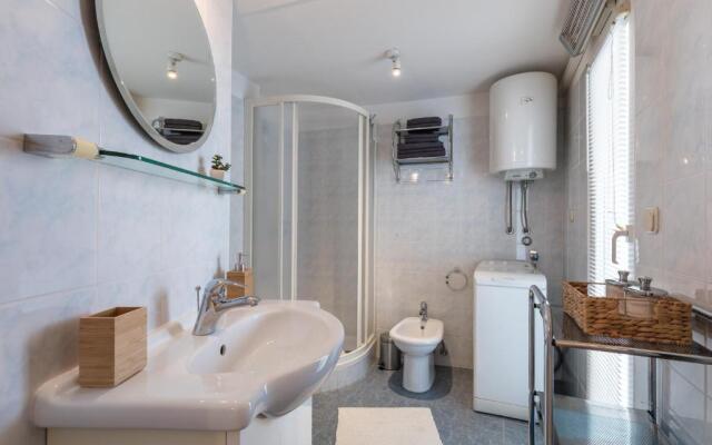 5th FLOOR Apartment