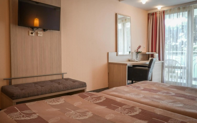 Hotel Sandy Beach