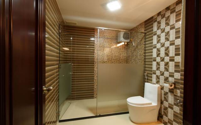 Duc Long Gia Lai Hotels & Apartment