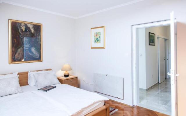 Apartments Rafaj