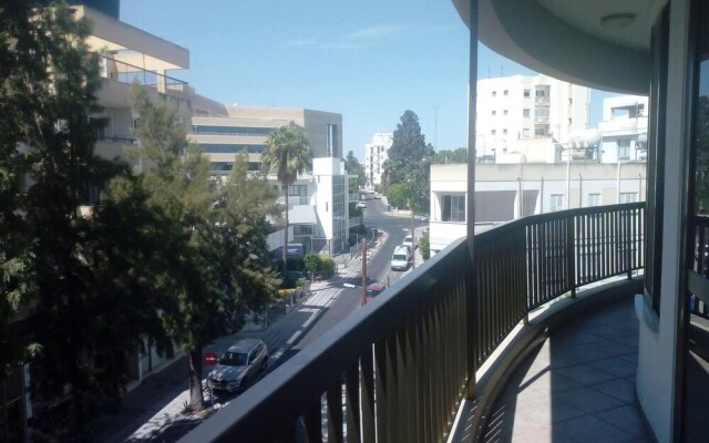 Lovely 3 Bedroom Apartment in Nicosia Center