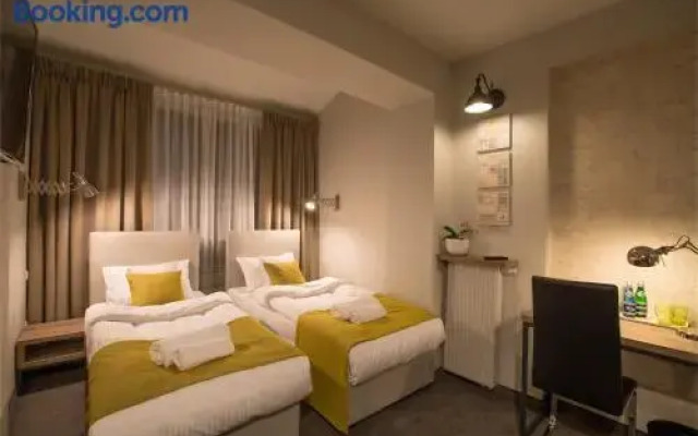 Marcopolo House