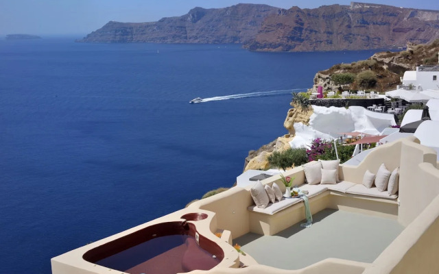 The A Collection, Oia by K&K