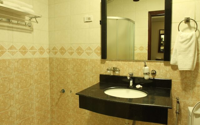 Geza Apartment Hotel