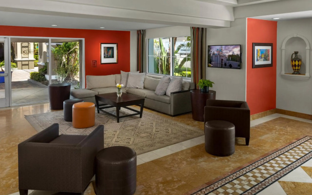 Anaheim Portofino Inn and Suites