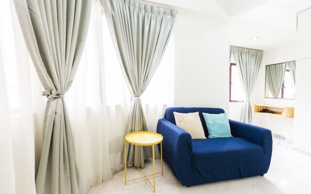 The Forum Condominium by Brassalova 132