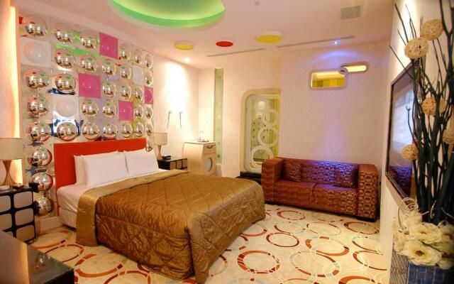 Romantic Code Motel