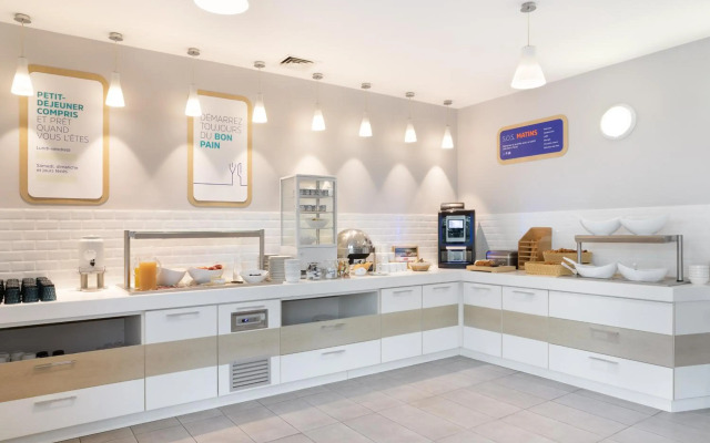 Holiday Inn Express Marseille Airport by IHG