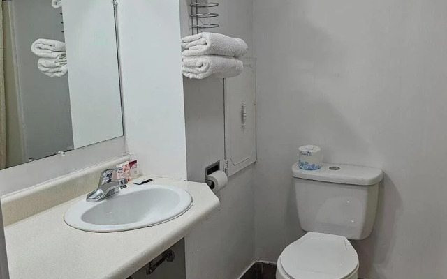 OYO Hotel Starlite Seneca Falls