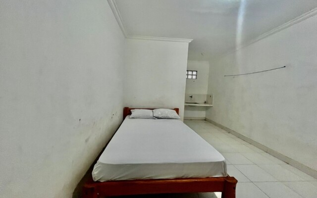 OYO Life 93504 Kost Krisna