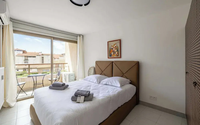 Very Nice Renovated Apartment - Cannes La Bocca - 3br/6p