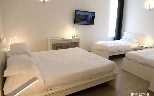 Up Hotel