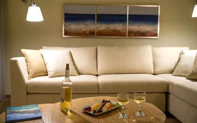 Swell Boutique Hotel